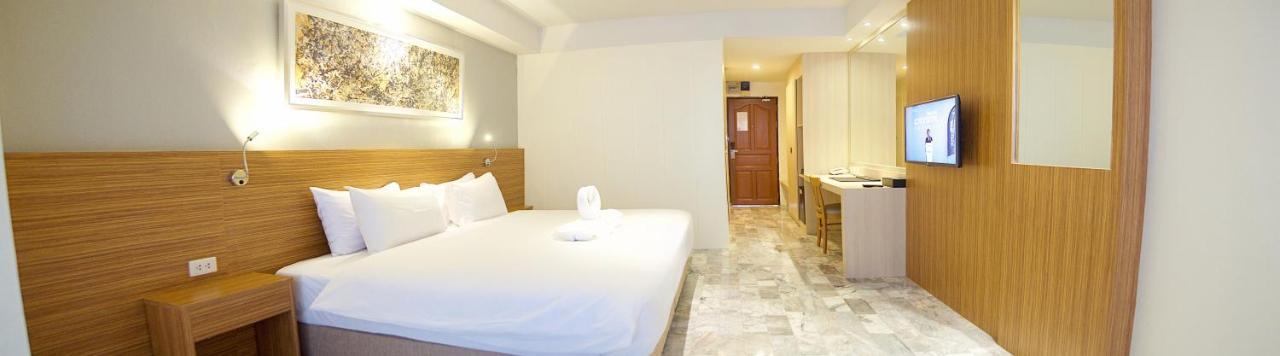 Jolly Suites & Spa Thapra Bangkok Eksteriør bilde
